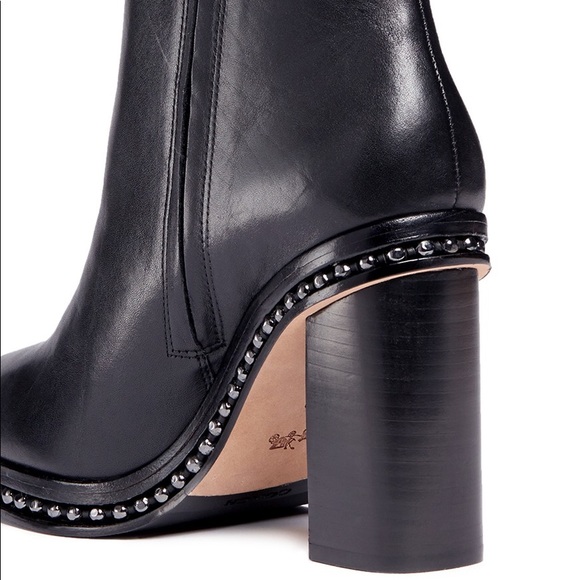 🆕 | Coach Studded Justina Bootie - Picture 3 of 6
